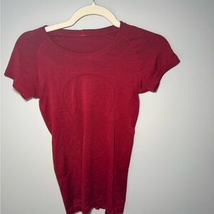 Swiftly Tech Short-Sleeve Shirt